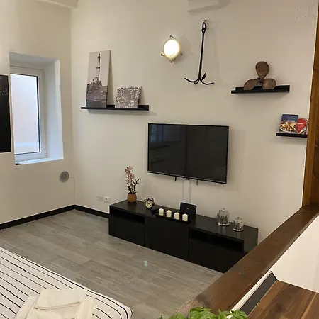 Centro Storico Di Acquario E Porto Antico 5 Min Memoie Do Ma 1 Διαμέρισμα *